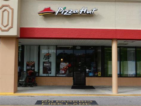 Menu for <strong>Pizza Hut</strong> provided by <strong>Allmenus. . Pizza hut lynn haven fl